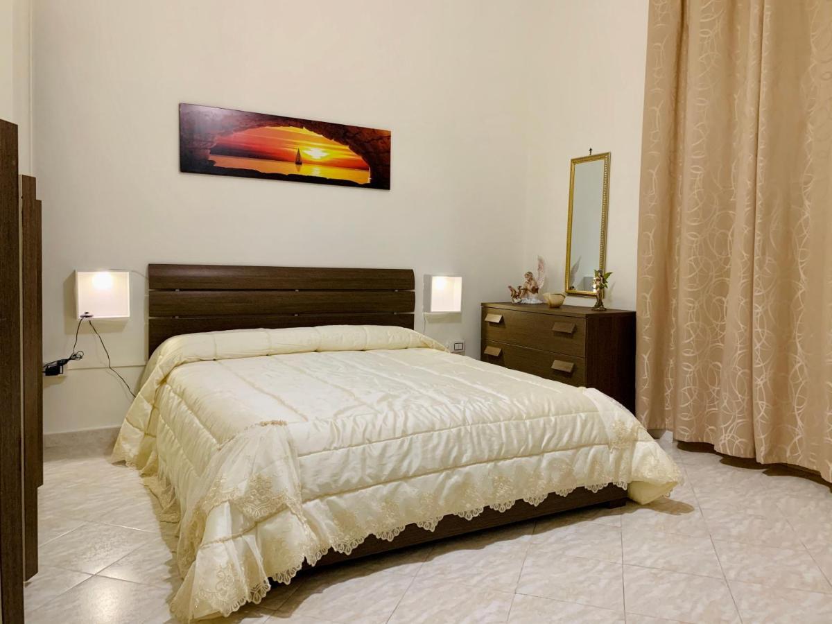 Monfenera Apartment 3 Palermo Buitenkant foto
